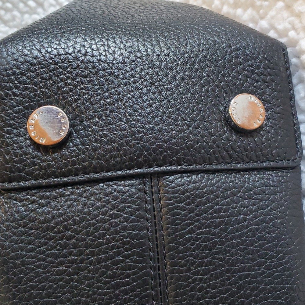 Michale Kors Black Leather Handbag - Picture 7 of 14